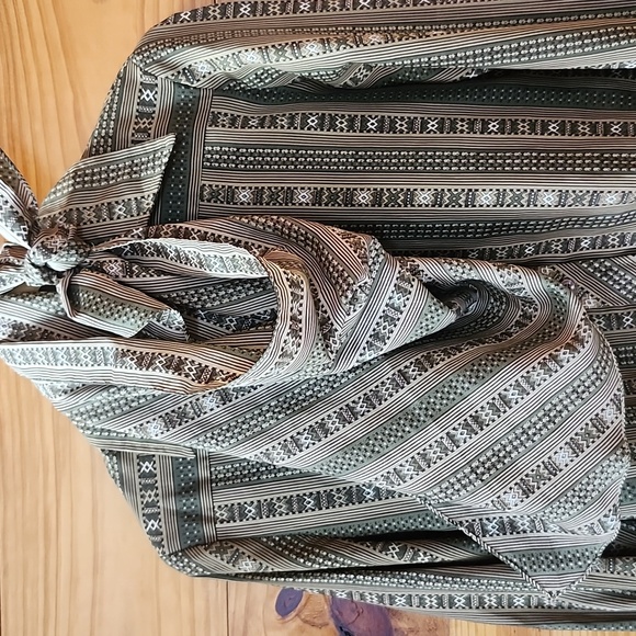 Vintage Neiman Marcus Retro Blouse Size 6 Geometric Stripe Button Down W/ Scarf - Picture 7 of 8